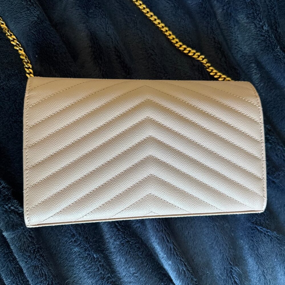 YSL Cassandre Chain Wallet Grain de Poudre Leather Pale Pink - Picture 2 of 9